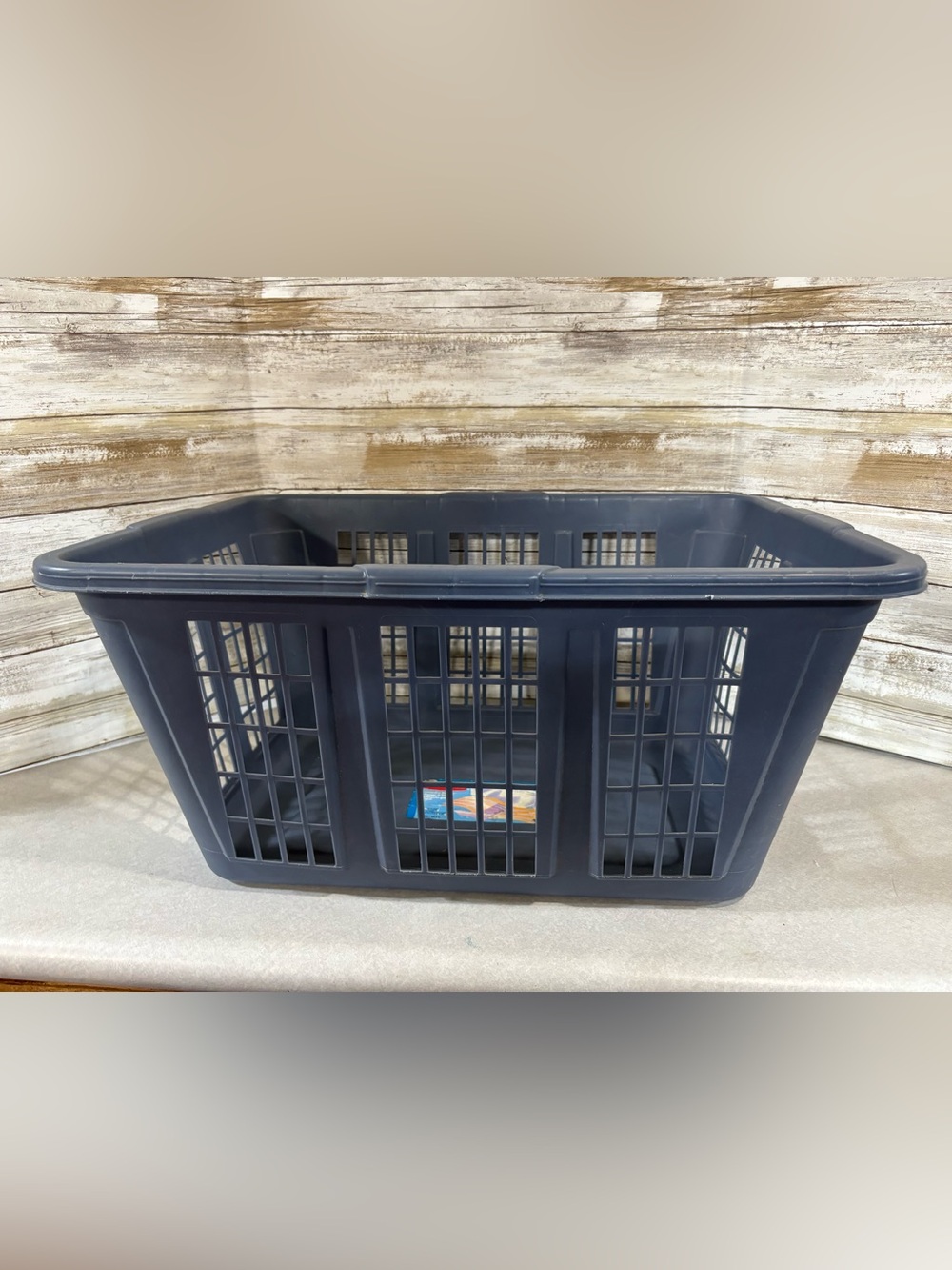 Vintage Rubbermaid laundry basket - dusty blue